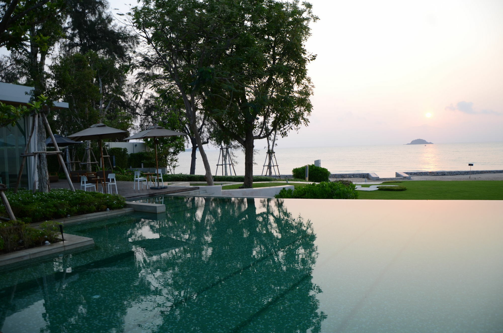 Huahin Luxury Beachfront Condo By Ml Εξωτερικό φωτογραφία