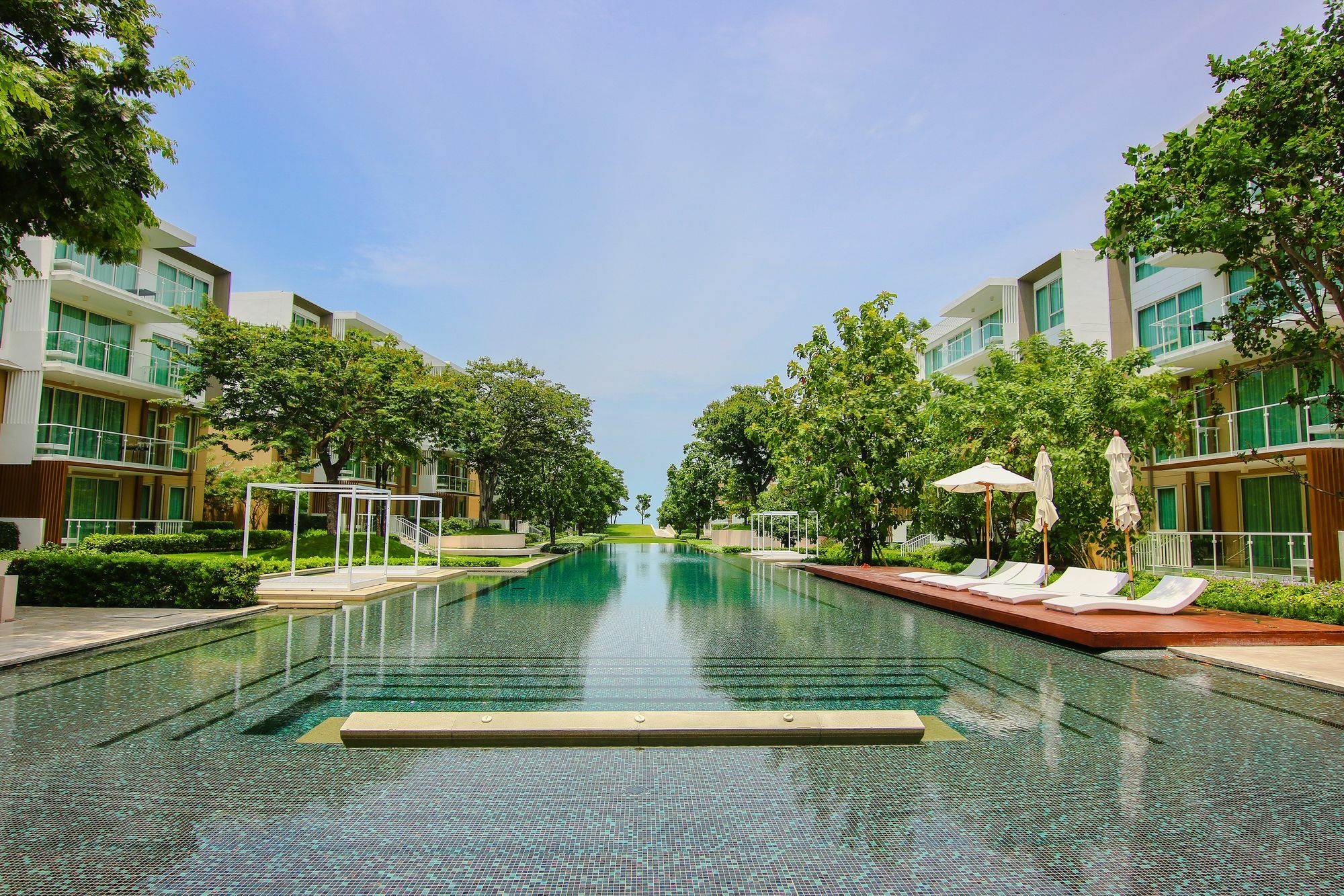 Huahin Luxury Beachfront Condo By Ml Εξωτερικό φωτογραφία