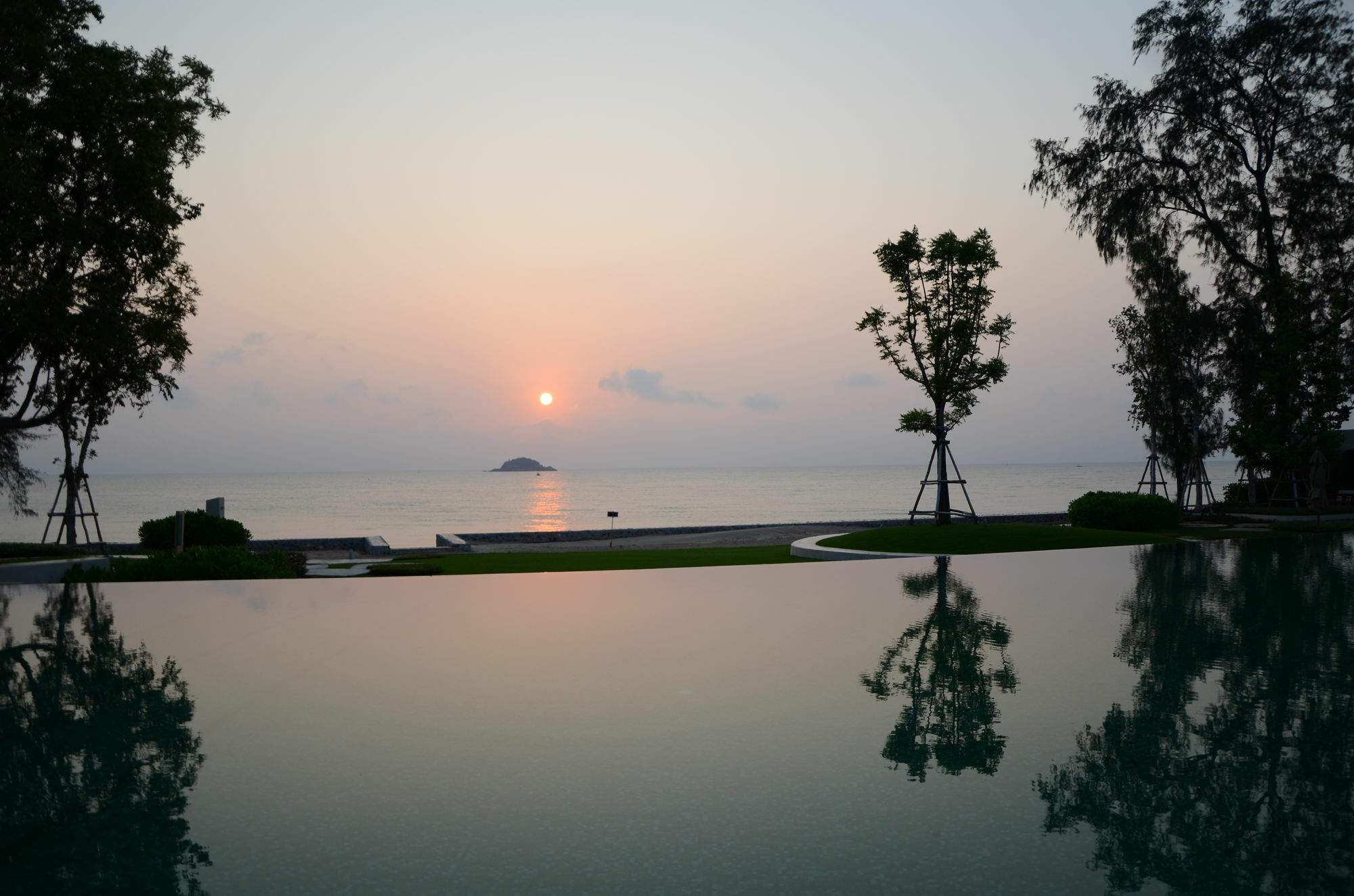 Huahin Luxury Beachfront Condo By Ml Εξωτερικό φωτογραφία